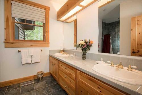 Granite Ridge Homestead 3134