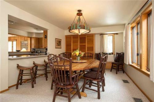 Wind River #10 Townhouse