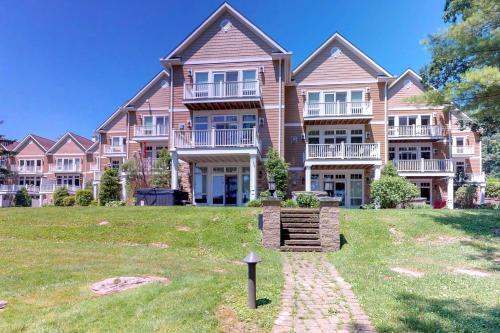Apartamento Lakefront At Creekside