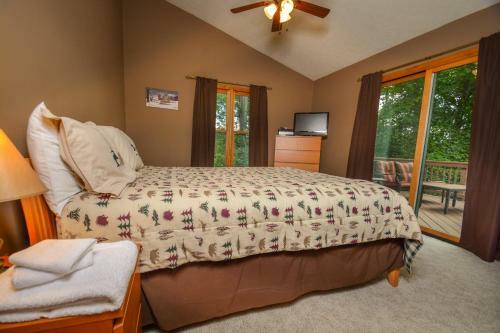 Boxer Overlook Five-bedroom Holiday Home