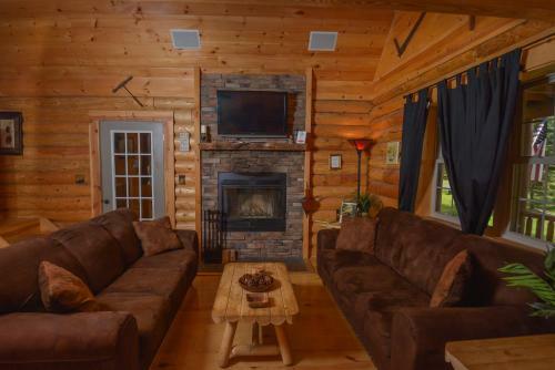 The Mountain Airy Three-bedroom Holiday Home
