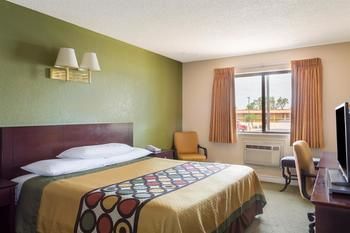 Super 8 Hotel Goodyear