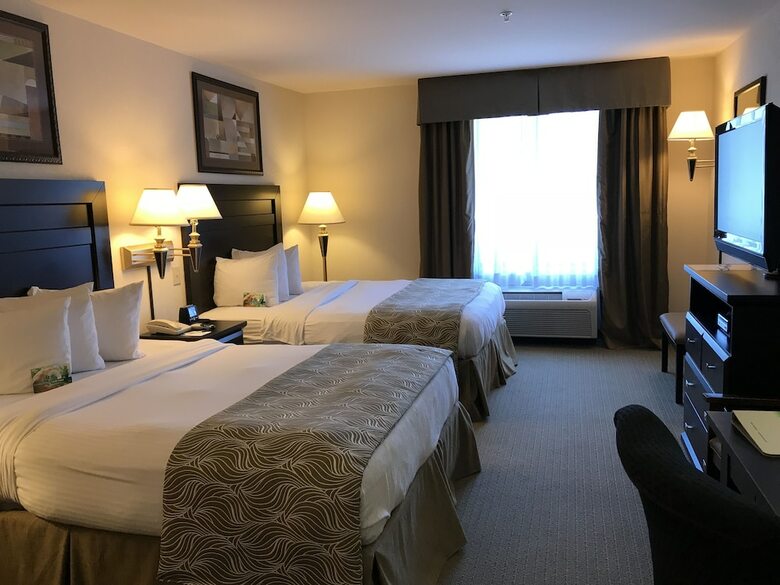 Hotel Wingate By Wyndham Lagrange