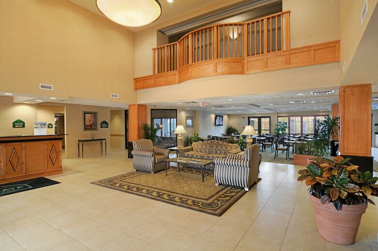 Hotel Wingate By Wyndham Lagrange