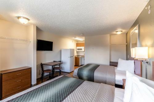 Hotel Hometowne Studios By Red Roof Austin