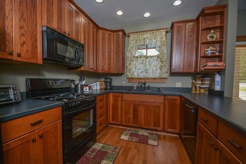 Just Relax Four-bedroom Holiday Home