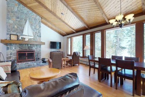 The North Shore House