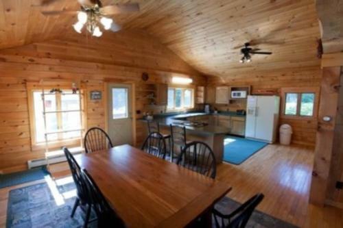 The Harfords Point Lodge