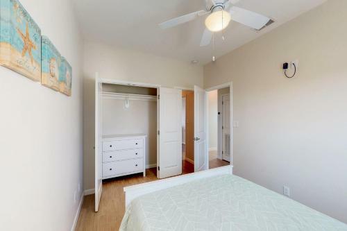 Las Joyas Bayview Home