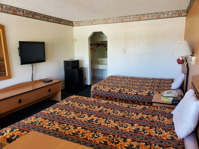 Motel Knight's Inn Globe
