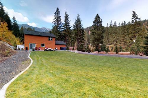 Leavenworth Bound & Gameroom