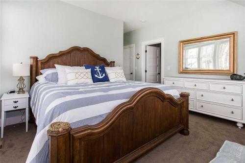 Ocean Tailsfour-bedroom Home