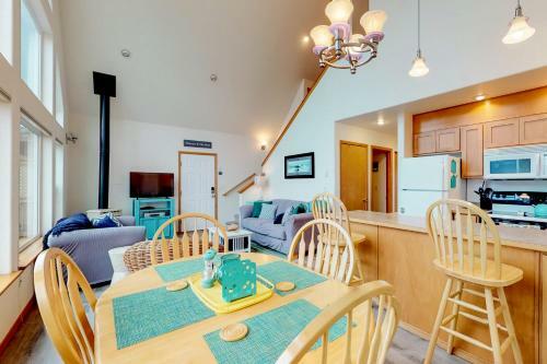 Blue Wave Cottage