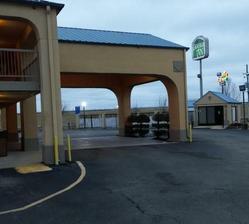 Motel Deerfield Inn