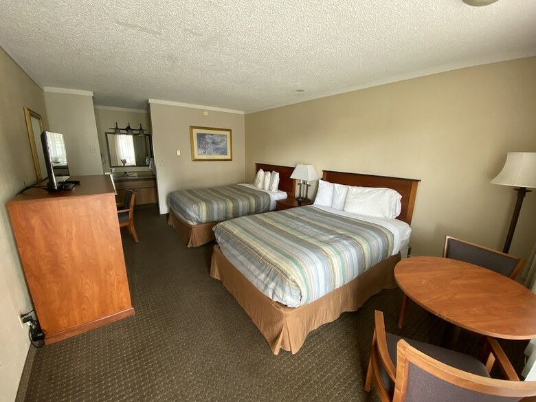 Snowshoe Motel