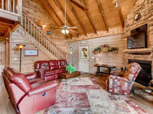 Timberwolf - Sevierville Cabin