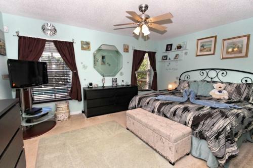 Loyalty Vacation Homes - Kissimmee