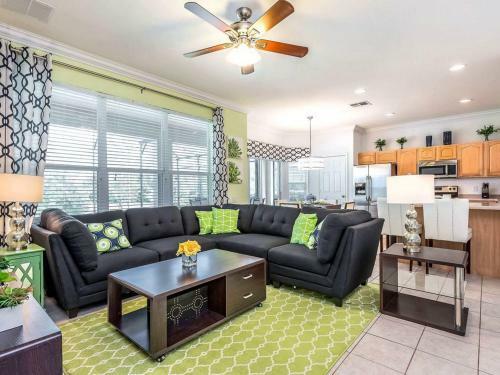 Loyalty Vacation Homes - Kissimmee