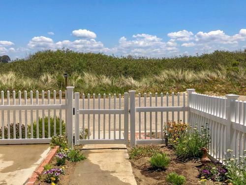 1740 Laguna Drive Home