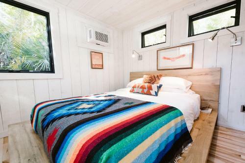 Caravan Outpost