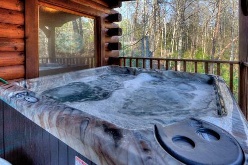 Nestled Inn #214 - Two Bedroom Cabin