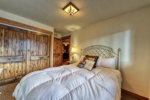 Camas Family Cabin