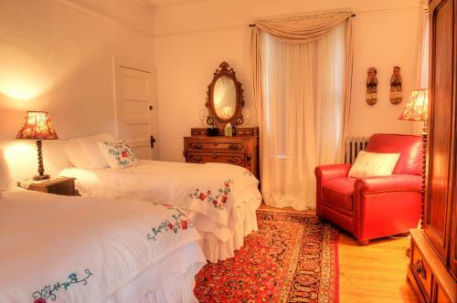 The Jackie O' House Bed And Breakfast