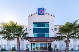 Motel 6 Eagle Pass Lakeside