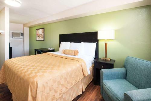 Motel Knights Inn & Suites Eagle Pass