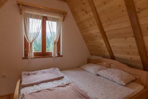 Mountain House Popovi? Tara