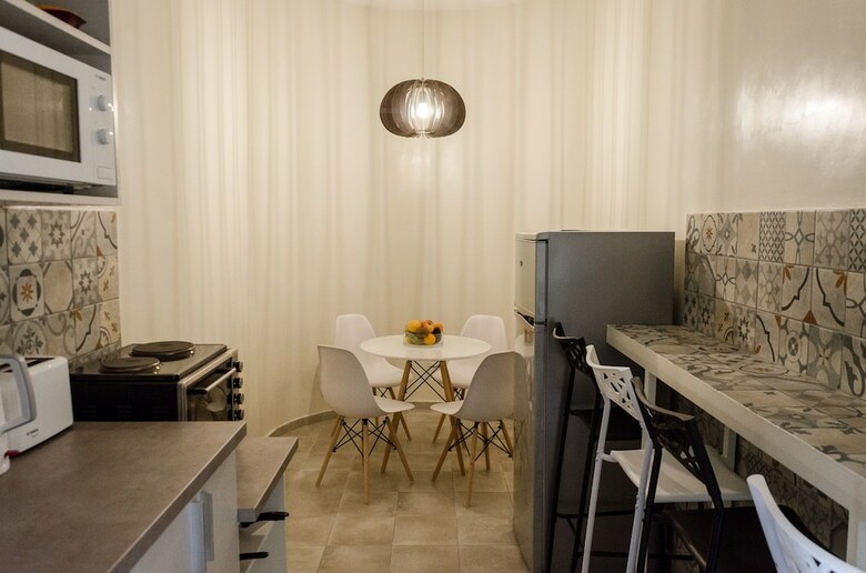 Roommates Hostel