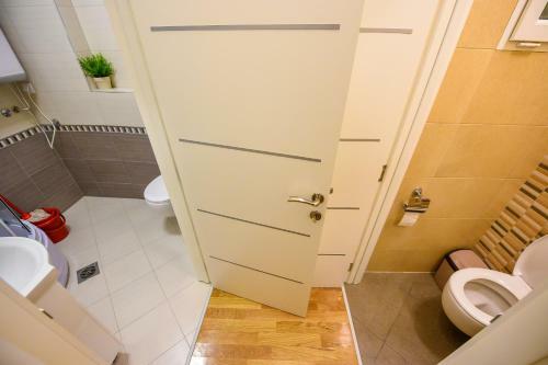 Apartment Sweet House Politika