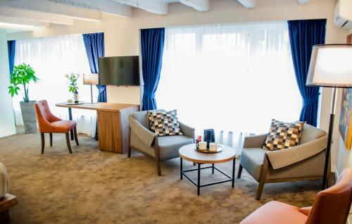 Hostal Nomad Luxury Suites