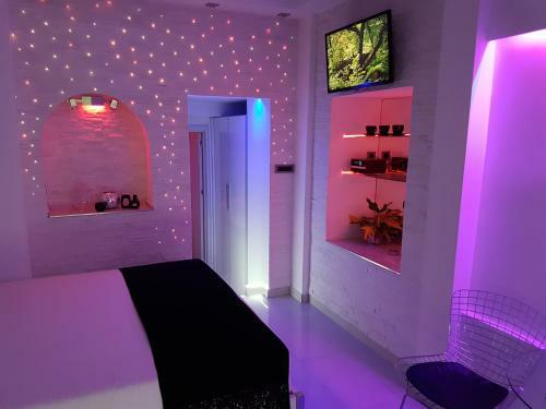 Monroe Apartment