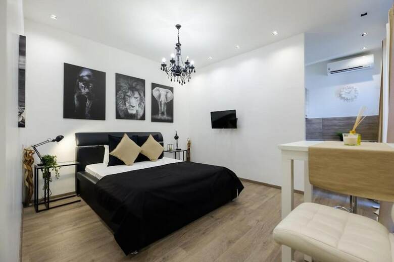 Central Business Apartment Exclusive