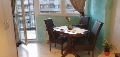Downtown Apartment