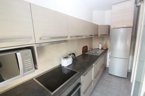 Twin Belville Apartments