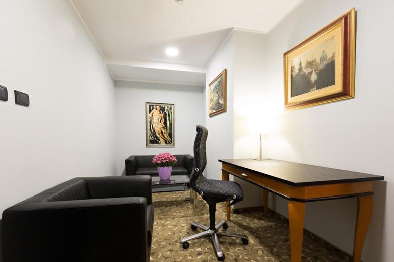 Hotel Sterling Garni