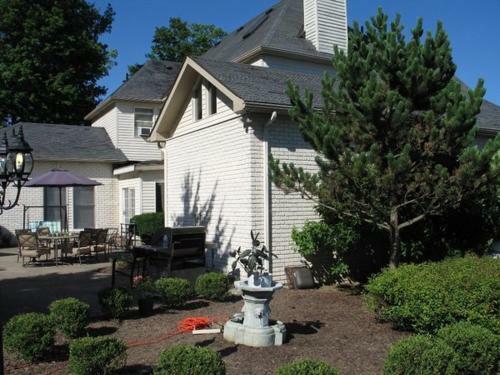 Posada Spruce Hill Inn & Cottages
