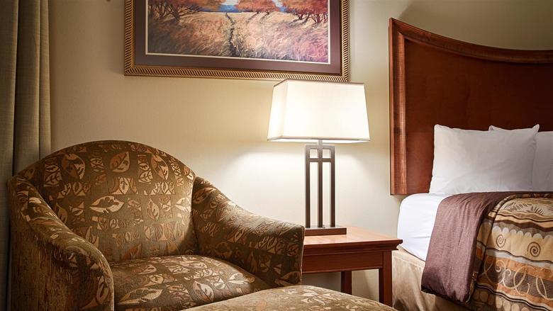 Hotel Best Western Plus Grand Island Inn And Suites