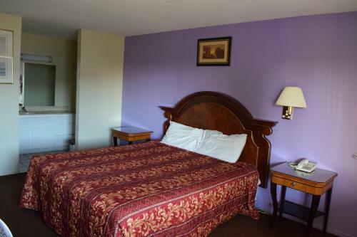 Mojave Village Motel