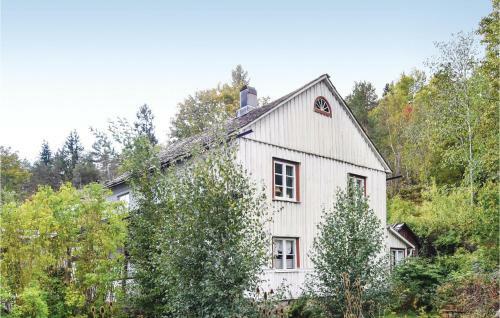 Three-bedroom Holiday Home In Dals Rostock