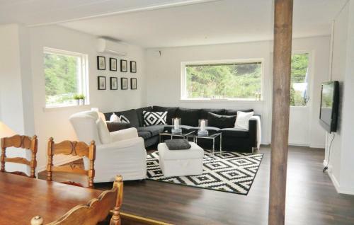 Holiday Home Regnb�gsv�gen �rkelljunga