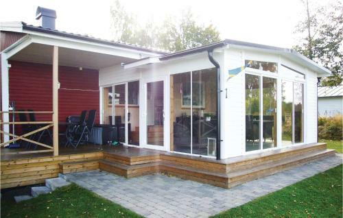 Three-bedroom Holiday Home In Fagersanna