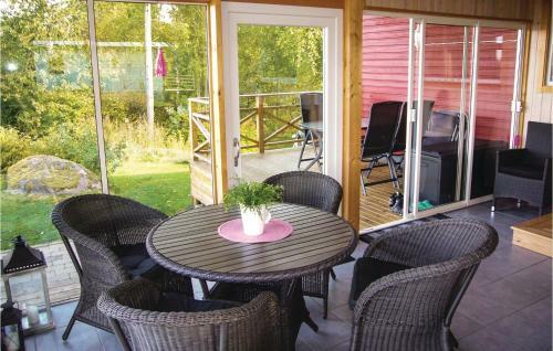 Three-bedroom Holiday Home In Fagersanna