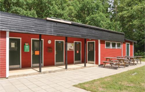 Three-bedroom Holiday Home In Horby