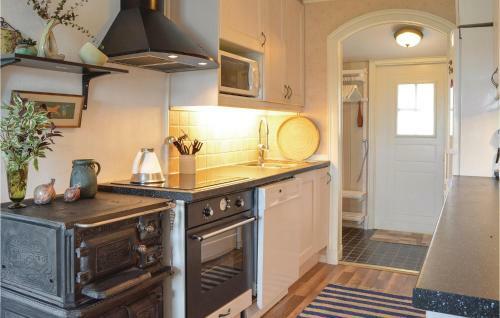 Three-bedroom Holiday Home In Norrtalje