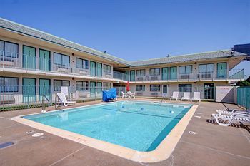 Motel 6 Muskogee