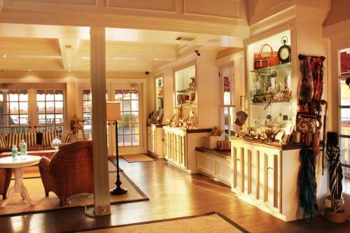The Riverview Hotel
