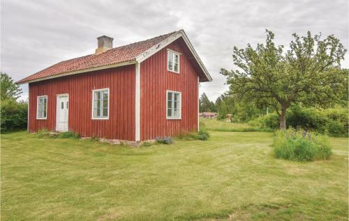 One-bedroom Holiday Home In Lidkoping